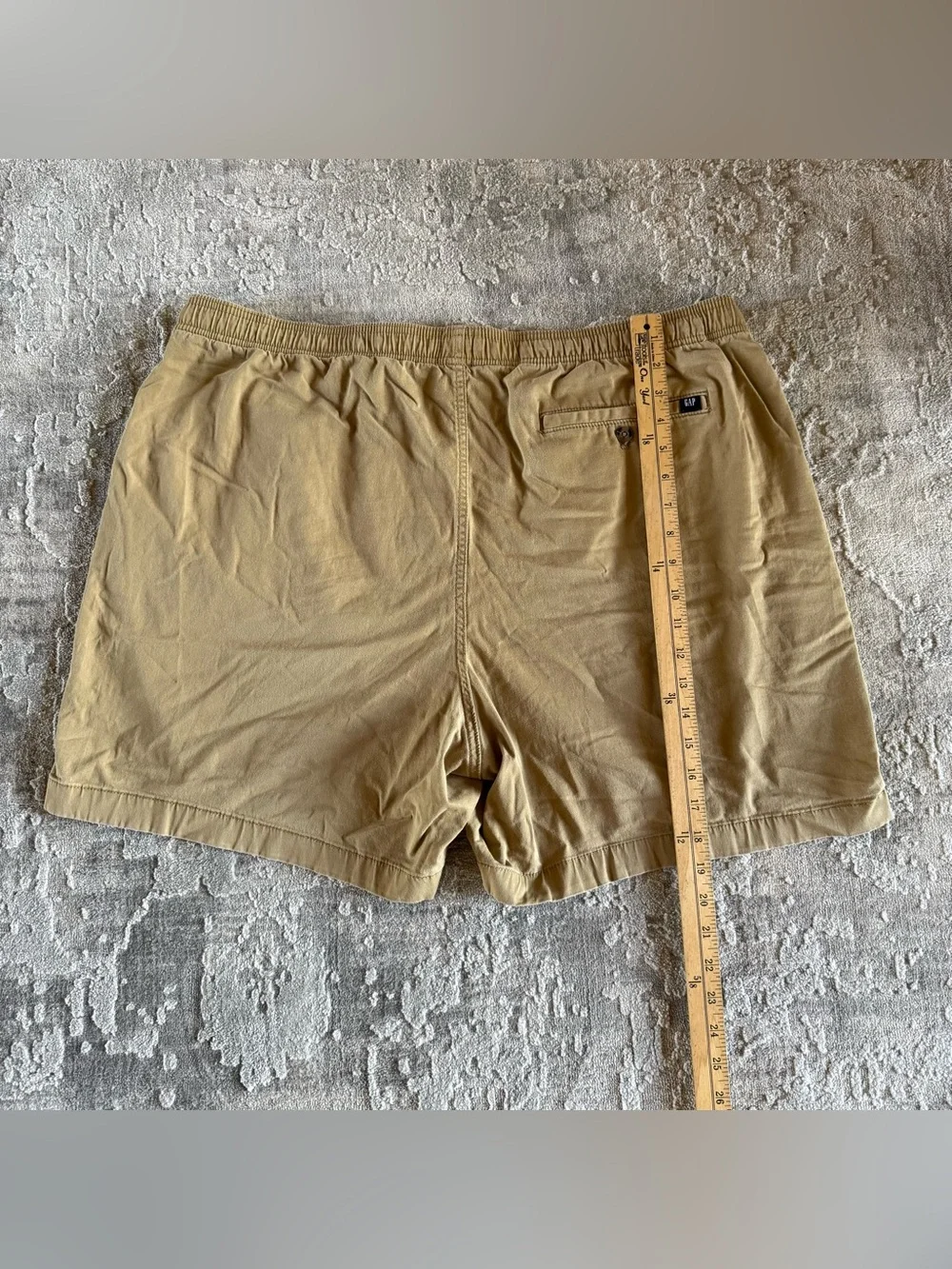 GAP men’s Tan Drawstring Everyday Shorts size XXL